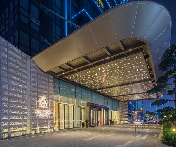 幾何美學(xué)與威尼斯傳統(tǒng)酒吧的完美融合 —— Bacaro的品牌視覺設(shè)計(jì)